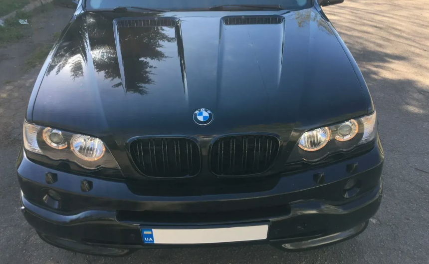 Решетка радиатора ноздри BMW X5 E53 Двойные Черный Глянец (1999-2003) BMW-E53001 фото