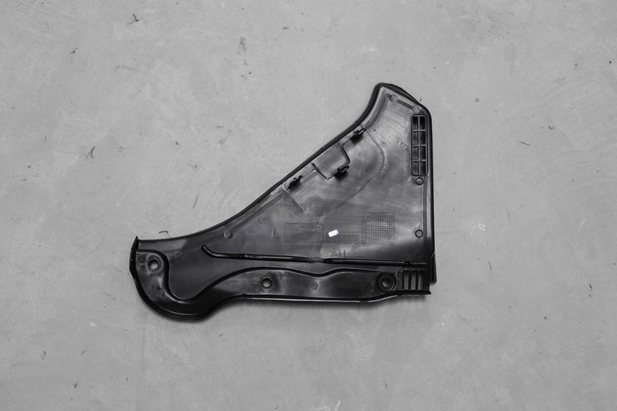 Левая накладка водостока для BMW F10 F11 (2010-2017) 51717216977 51717216977 фото