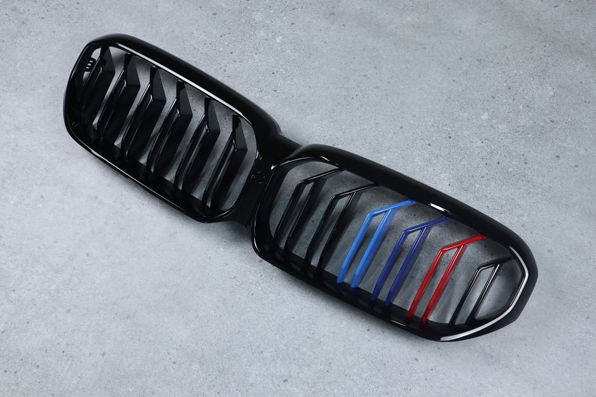 Решітка радіатора ніздрі BMW G30 G31 (2020-2023) Подвійні M-Color BMW-G30216 фото