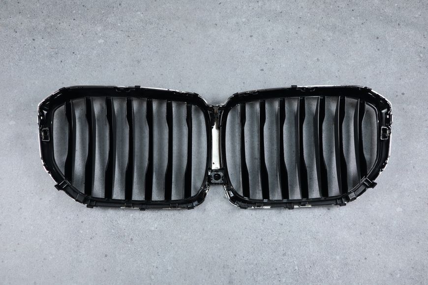 Решетка радиатора ноздри BMW X5 G05 Одинарные Хром (2018-2022) BMW-G05198 фото