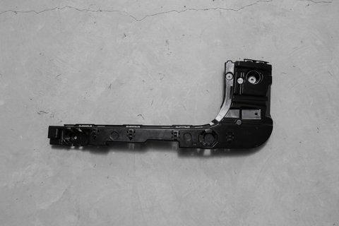 Правое крепление заднего бампера (M Paket) для BMW X3 G01 (2017-2021) 51127400666 51127400666 фото