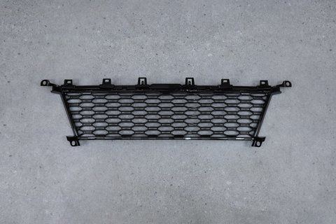Середняя решетка в бампер (M Paket) для BMW 3 Series G20 G21 (2018-2024) 51118075642 / 51118069367 51118075642 фото