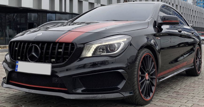 Решітка радіатора на Mercedes CLA-Class C117 (Стиль GT) Чорна  MB-W117174 фото