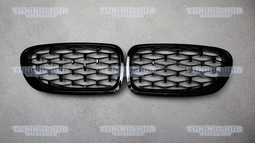 Решетка радиатора ноздри BMW F10 F11 Diamond Black (2010-2017) BMW-F10155 фото
