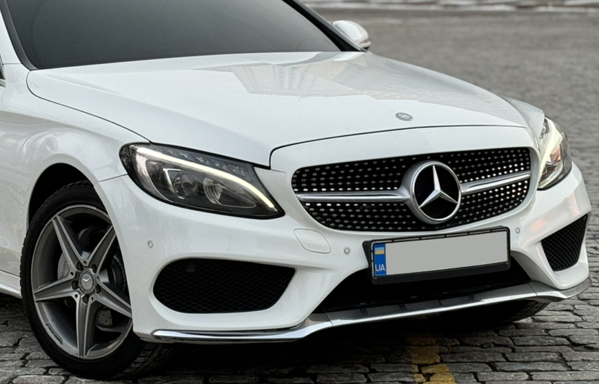 Решітка радіатора на Mercedes C-Class W205 (Стиль Diamond) (без місця під камеру) Сіра з хромом MB-W205152 фото