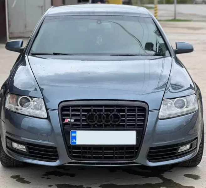 Решітка радіатора на Audi A6 C6 (Стиль S-Line S6) Чорний глянець A6-S102 фото