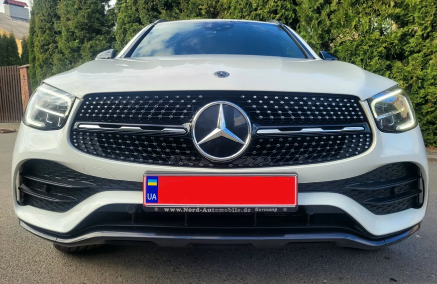Решетка радиатора на Mercedes GLC/GLC Coupe-Class X253/C253 (Стиль Diamond) Чорная с хромом MB-X253192 фото