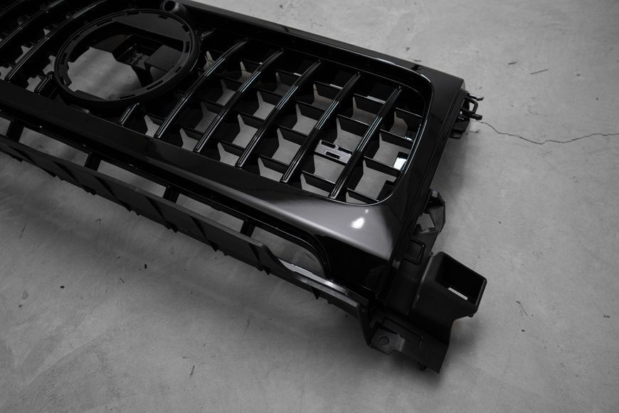 Решітка радіатора на Mercedes G-Class W464 (2018-2022) (Стиль GT) Чорна MB-W464183 фото