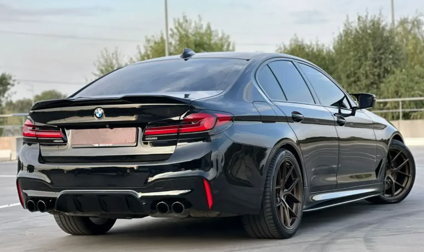 Спойлер для BMW G30 M5 F90 (Стиль CS) Чорний Глянець 7912 фото