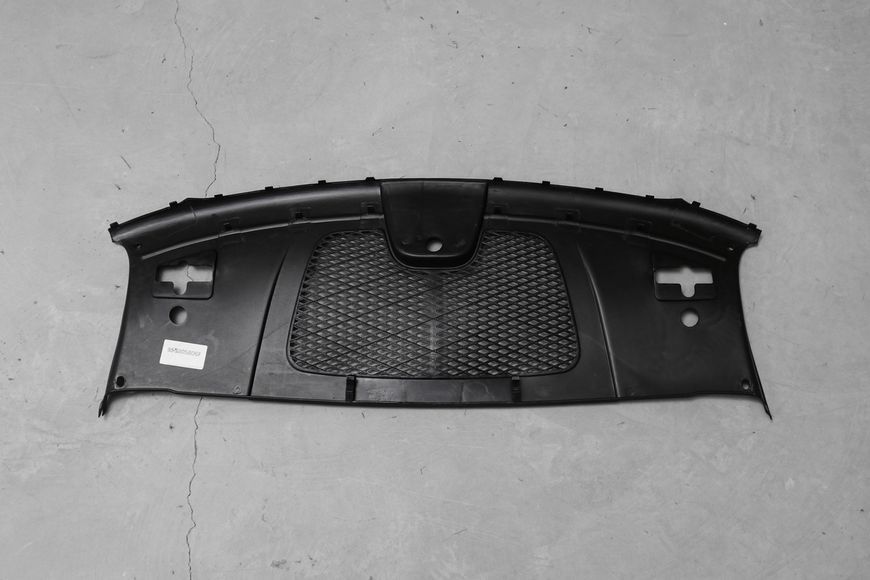 Накладка на панель радіатора (2.0L) для Porsche Macan 95B (2014-2024) 95B805806F 95B805806F фото