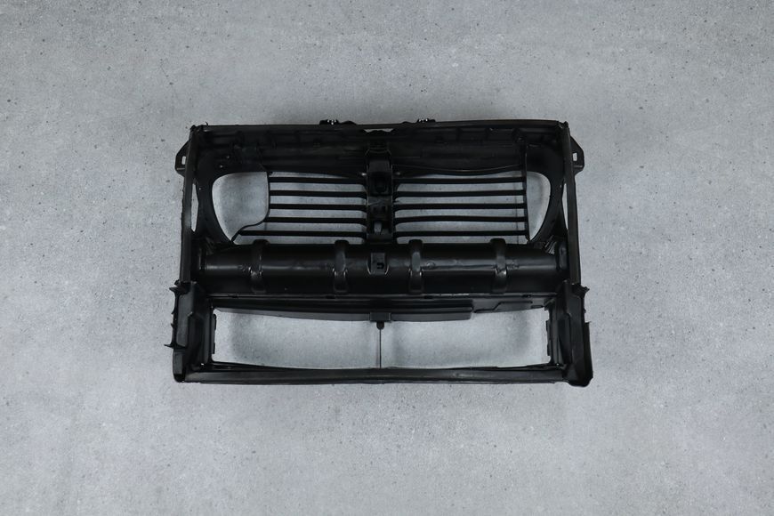 Повітряна заслонка ( жалюзі ) телевізор для BMW 7 Series F01 F02 (2008-2015) 51747224660 51747224660 фото