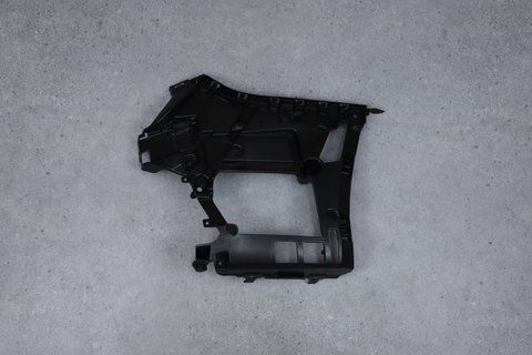 Крепление заднего бампера (правая ч.) для BMW 3 Series G20 G21 (2018-2024) 51128075718 51128075718 фото