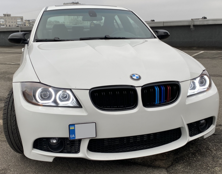 Решітка радіатора ніздрі BMW E90 E91 Подвійні M-Color Глянець (2005-2008) 619 фото