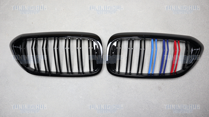 Решетка радиатора ноздри BMW G30 G31 M5 F90 Двойные M-Color Глянец (2017-2020) 621 фото