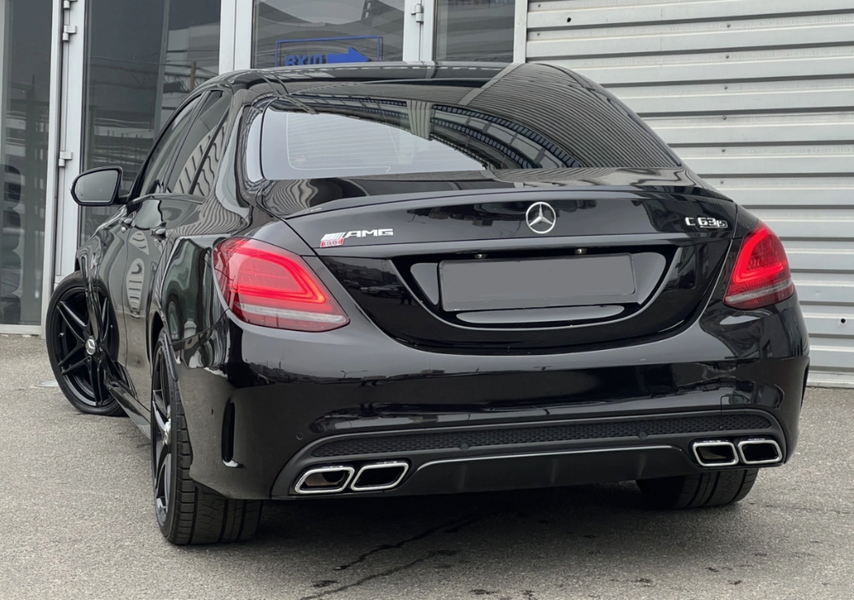 Комплект обвісу Mercedes C-Class W205 (2014-2018) Cтиль AMG C63 MBW205-131 фото