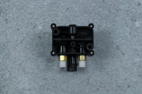 Блок клапанів для BMW 5 / 7 Series F07 GT F11 / F01 F02 (2009-2017) 4722555610 фото