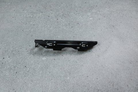 Кронштейн радиатора (левая ч.) для BMW F20 F21 F23 F22 F87 F45 F46 F35 F80 F30 F31 F34 F32 F33 F36 F82 (51647266167) 51647266167 фото