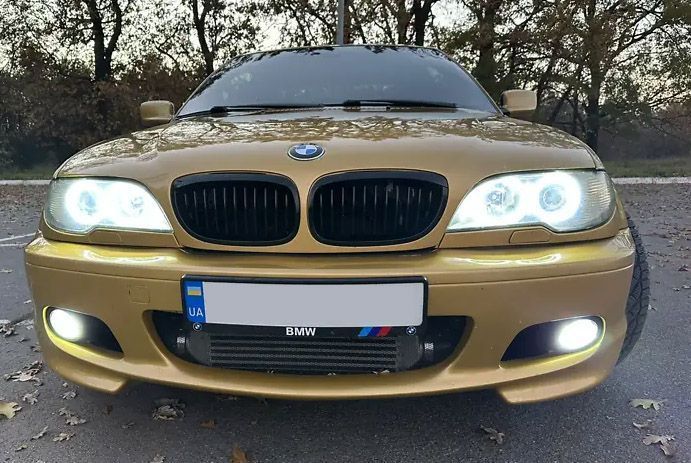 Решітка радіатора ніздрі BMW E46 Coupe Подвійні Чорний Глянець (2002-2006) 1314 фото
