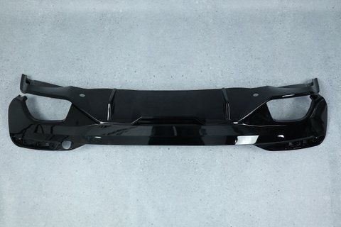 Накладка заднього бампера (Дифузор) на BMW G30 G31 (Стиль M-Performance) Чорний глянець (M-Paket / M5 бампер) 3011 фото