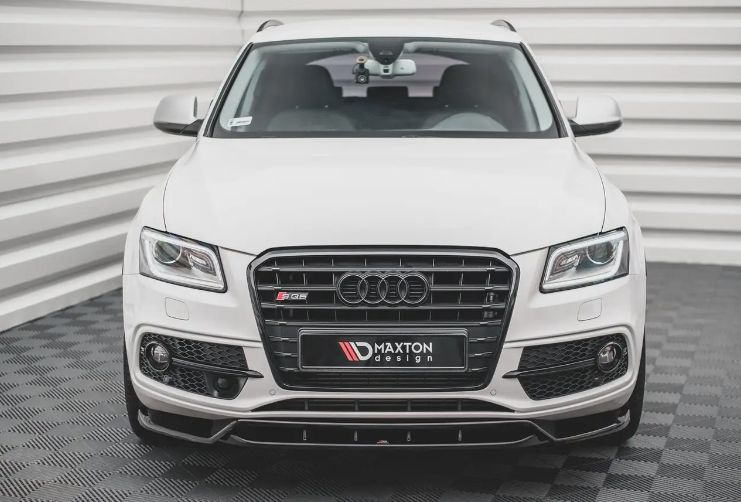 Решітка радіатора на Audi Q3 8U (Стиль S-Line SQ3) Сіра з хромом Q3-S132 фото