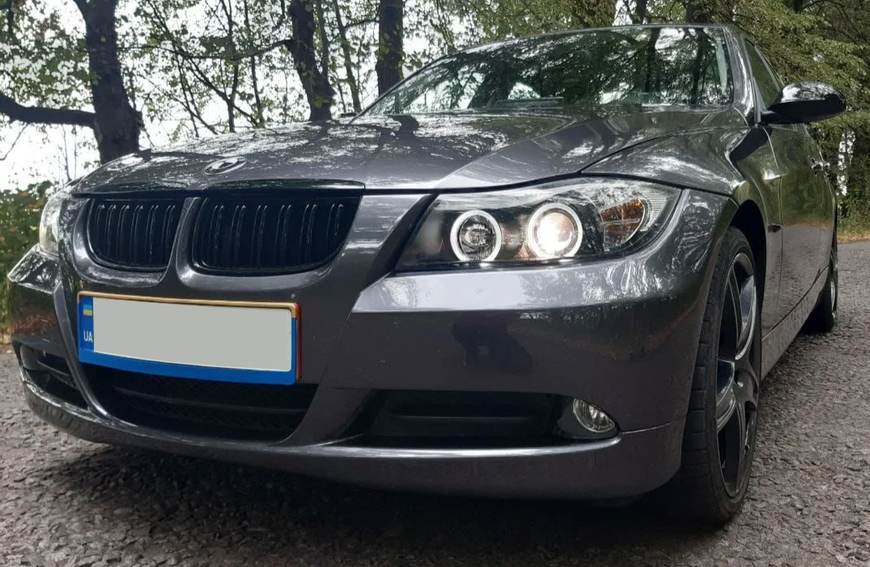 Решітка радіатора ніздрі BMW E90 E91 Подвійні Чорний Глянець (2005-2008)  1426 фото
