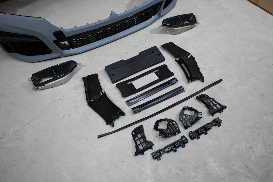 Комплект обвеса BMW 7 Series G11 G12 (2019-2022) Стиль M-Paket 5690-3 фото