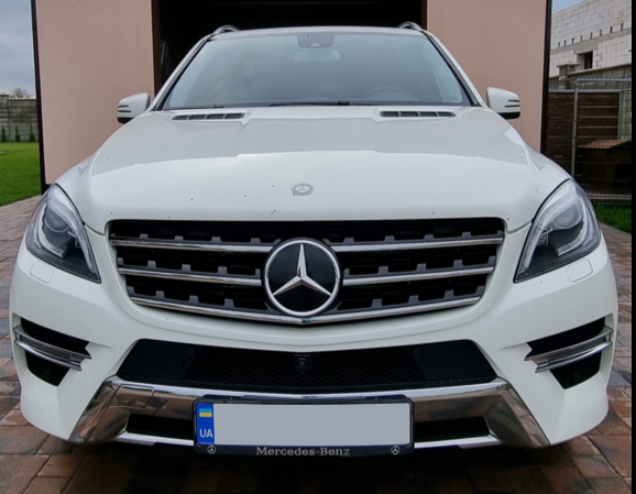 Решітка радіатора на Mercedes ML-Class W166 (Під оригінал) Чорна з хромом MB-W166123 фото