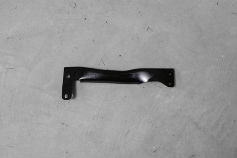 Левая поперечина переднего бампера для BMW G30 G31 G32 G11 G12 (51117368479) 51117368479 фото