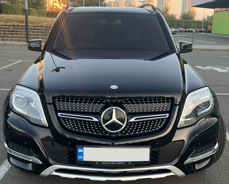 Решітка радіатора на Mercedes GLK-Class X204 (Стиль Diamond) Чорна з хромом MB-X204144 фото