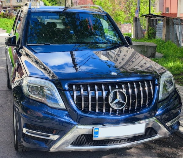 Решетка радиатора на Mercedes GLK-Class X204 (Стиль GT) Черная с хромом MB-X204146 фото