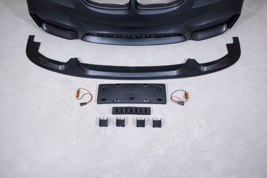 Комплект обвеса BMW 3 Series E90 (2008-2012) Стиль M4 8989 фото