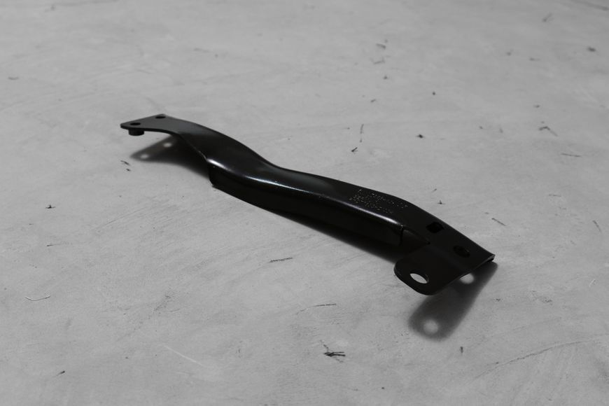 Права поперечена переднього бампера для BMW G30 G31 G32 G11 G12 (51117368480) 51117368480 фото