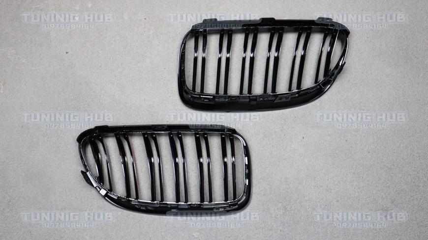 Решітка радіатора ніздрі BMW E92 E93 Подвійні M-color Глянець (2010-2013) 7536 фото