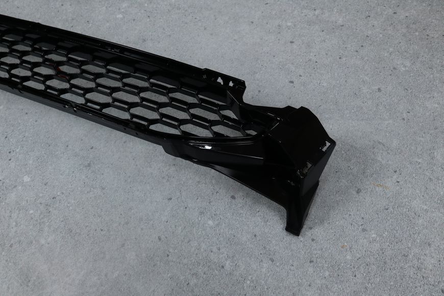 Средняя решетка в бампер (M Paket) для BMW X3 G01 / X4 G02 (51118072796) 51118072796 фото