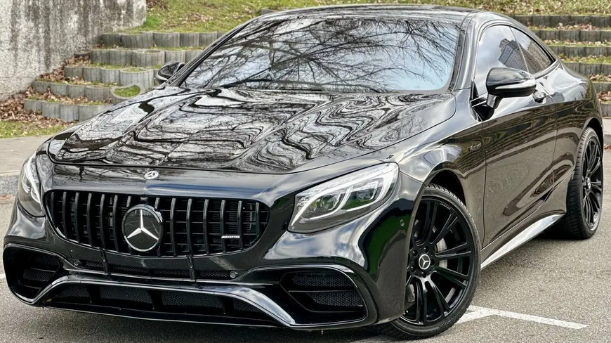 Решетка радиатора на Mercedes S-Class Coupe C217 (Стиль GT) Черная MB-C217152 фото