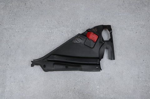 Права планка обтікача для BMW F30 F31 F80 (64319353042) 64319353042 фото