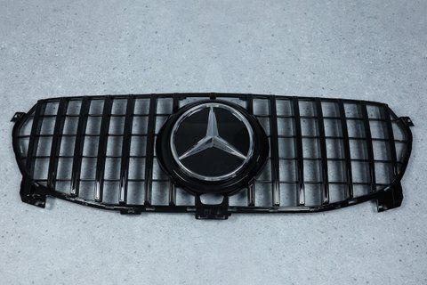 Решітка радіатора на Mercedes GLE-Class W167 (Стиль GT) Чорна MB-NW167194 фото