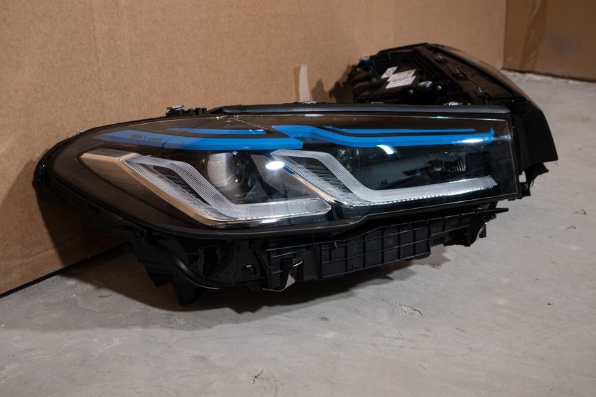 Передня оптика (Фари) для BMW 5 Series G30 G31 (2017-2020) FULL LED (Стиль Laser) (UPGRADE) (WITH LOGO) 34564 фото