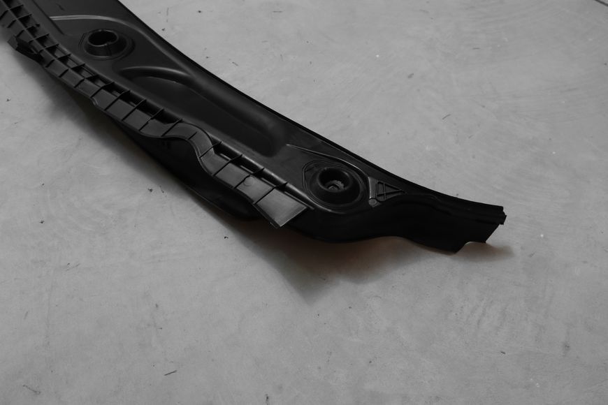 Планка стеклоочистителей (жабо) для BMW X1 F48 (2015-2022) 51717350591 51717350591 фото
