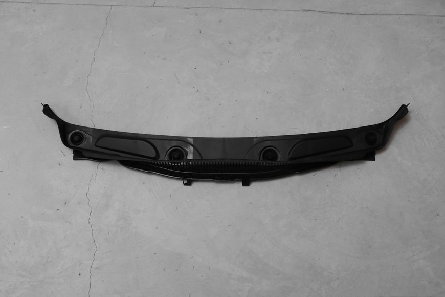 Планка стеклоочистителей (жабо) для BMW X1 F48 (2015-2022) 51717350591 51717350591 фото