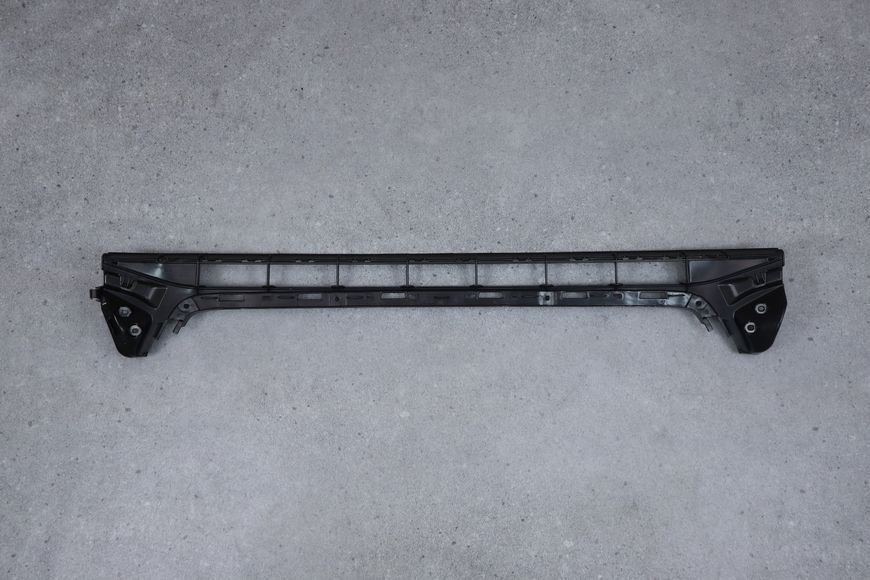 Решітка в бампер (нижня) для AUDI A6 C8 (2018-2022) 4K0807683 4K0807683 фото
