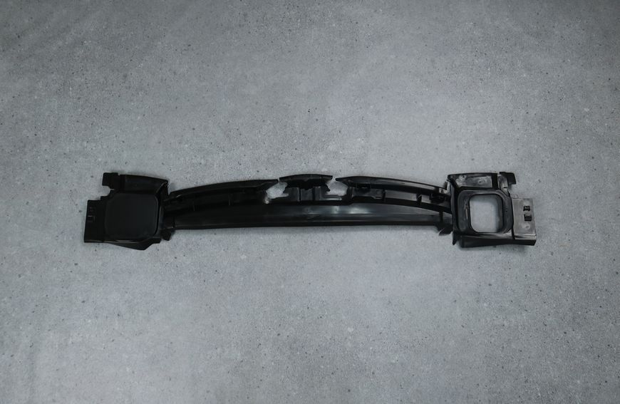 Повітрозабірник для BMW 5 Series G30 G31 (2017-2023) 51747383845 \ 51747460300 51747383845 фото