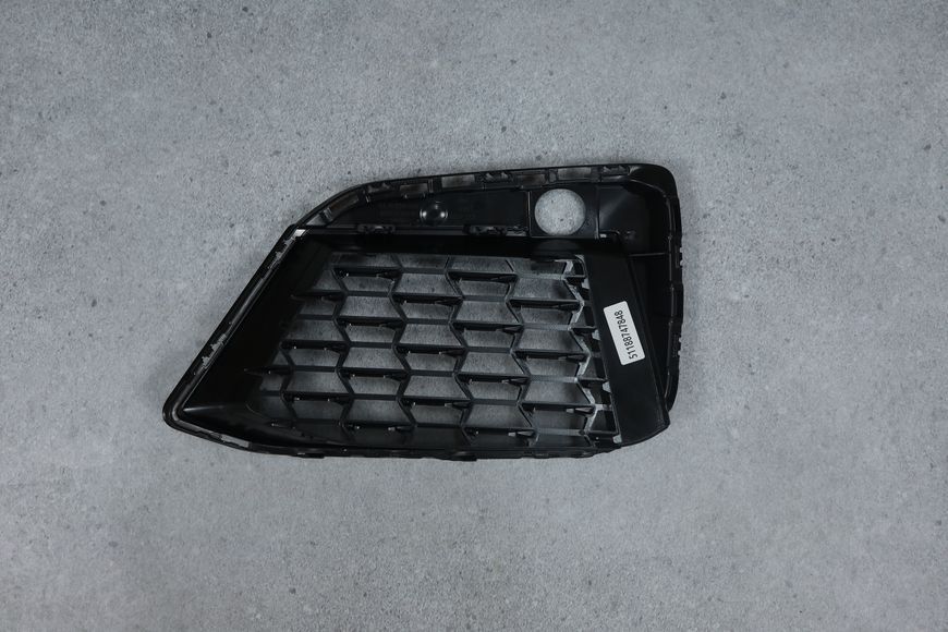Права решітка в бампер (M Paket) для BMW 5 Series G30 G31 (2020-2023) 51118747848 51118747848 фото