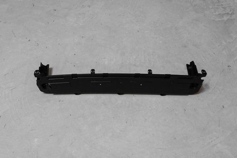 Щиток кассеты радиаторов (низ) для BMW G30 G31 G32 G11 G12 G14 G15 G16 (17118632118) 17118632118 фото