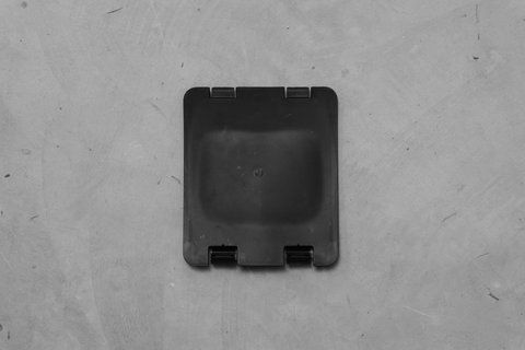Заглушка (крышка) подкрылка для BMW X3 G01 F97 / X4 G02 F98 (51717394829) 51717394829 фото
