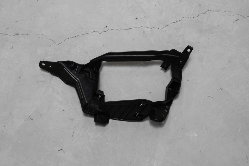 Правый кронштейн выхлопной системы для BMW X5 G05 (2018-2024) 51128074188 51128074188 фото