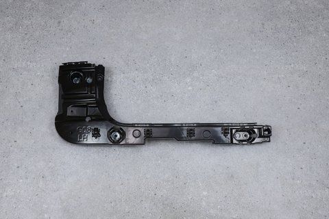Левое крепление заднего бампера (M Paket) для BMW X3 G01 (2017-2021) 51127498521 / 51127400665 51127498521 фото