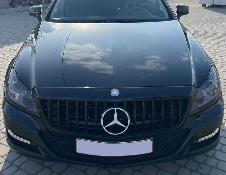 Решітка радіатора на Mercedes CLS-Class C218 (Стиль GT Panamericana) Чорна MB-W218183 фото