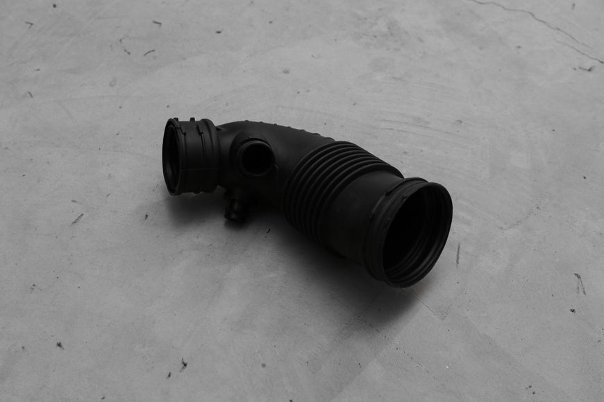 Патрубок воздушного фильтра (гофра) для BMW F20 F21 F30 F31 (13717597586) 13717597586 фото