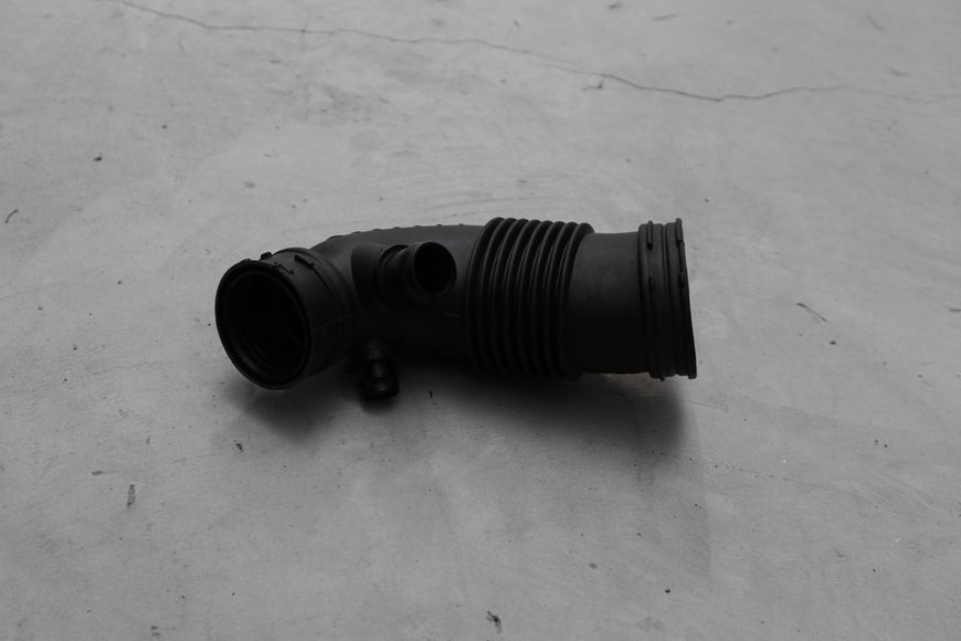 Патрубок воздушного фильтра (гофра) для BMW F20 F21 F30 F31 (13717597586) 13717597586 фото